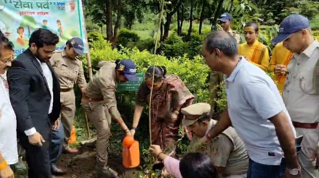 Screenshot_20250918_062436_Gallery