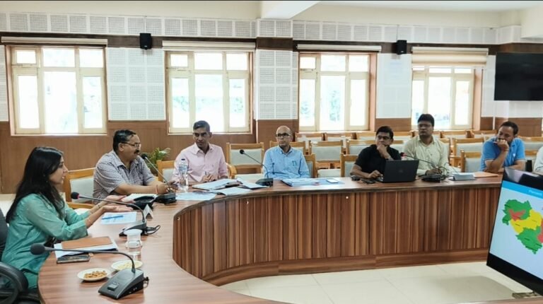 Screenshot_20251006_230816_WhatsApp