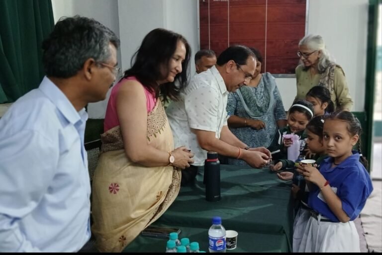 Screenshot_20251006_231619_WhatsApp